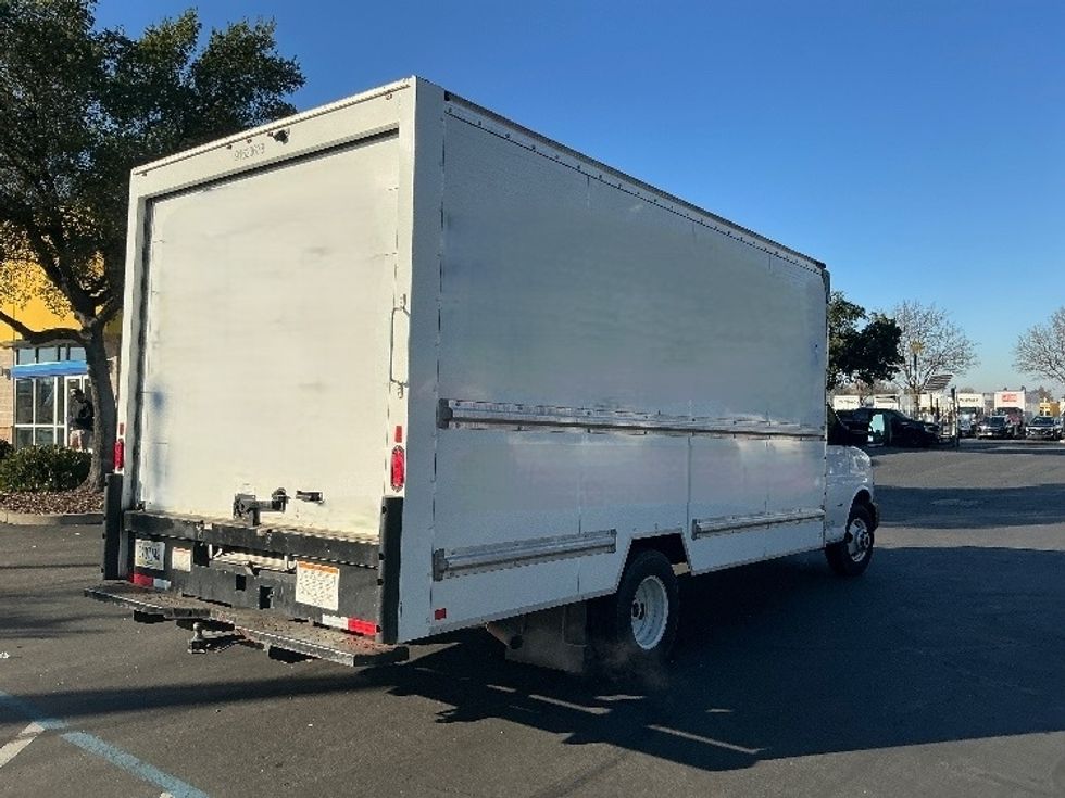Light Duty Box Truck-Light and Medium Duty Trucks-GMC-2021-Savana G33903-Sacramento-CA-107,453\n\t\tmiles-$ 29,750 - Image 13
