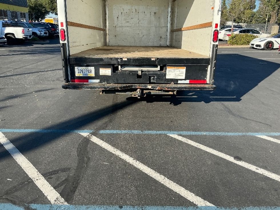 Light Duty Box Truck-Light and Medium Duty Trucks-GMC-2021-Savana G33903-Sacramento-CA-107,453\n\t\tmiles-$ 29,750 - Image 9