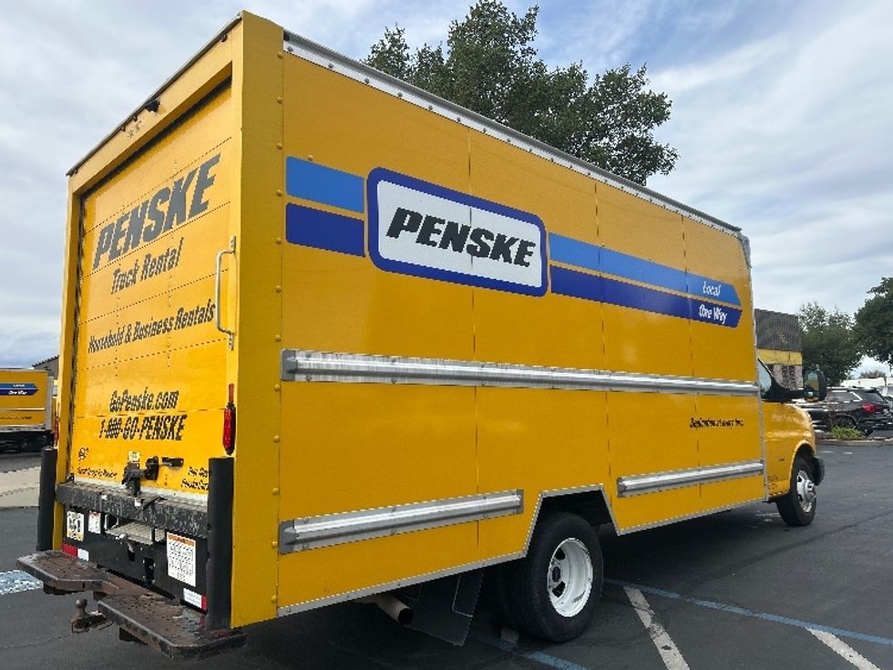 Light Duty Box Truck-Light and Medium Duty Trucks-GMC-2021-Savana G33903-Sacramento-CA-112,642\n\t\tmiles-$ 26,250 - Image 13