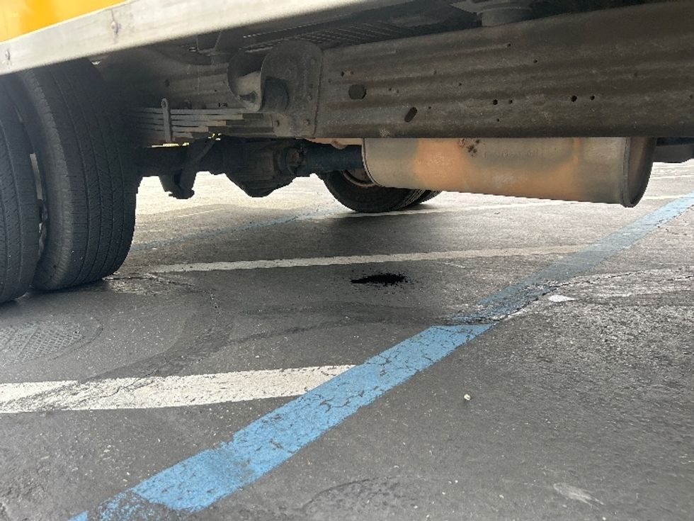 Light Duty Box Truck-Light and Medium Duty Trucks-GMC-2021-Savana G33903-Sacramento-CA-112,642\n\t\tmiles-$ 26,250 - Image 14