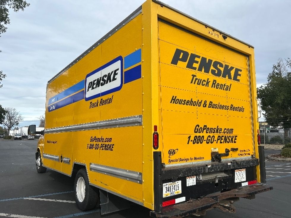 Light Duty Box Truck-Light and Medium Duty Trucks-GMC-2021-Savana G33903-Sacramento-CA-112,642\n\t\tmiles-$ 26,250 - Image 6