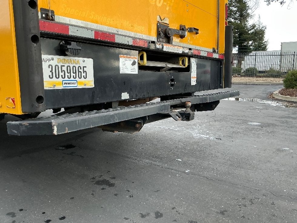 Light Duty Box Truck-Light and Medium Duty Trucks-GMC-2021-Savana G33903-Sacramento-CA-124,123\n\t\tmiles-$ 24,750 - Image 27