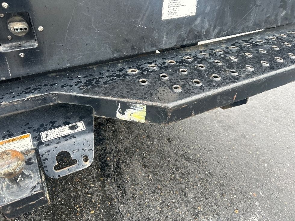 Light Duty Box Truck-Light and Medium Duty Trucks-GMC-2021-Savana G33903-Sacramento-CA-85,376\n\t\tmiles-$ 32,500 - Image 27