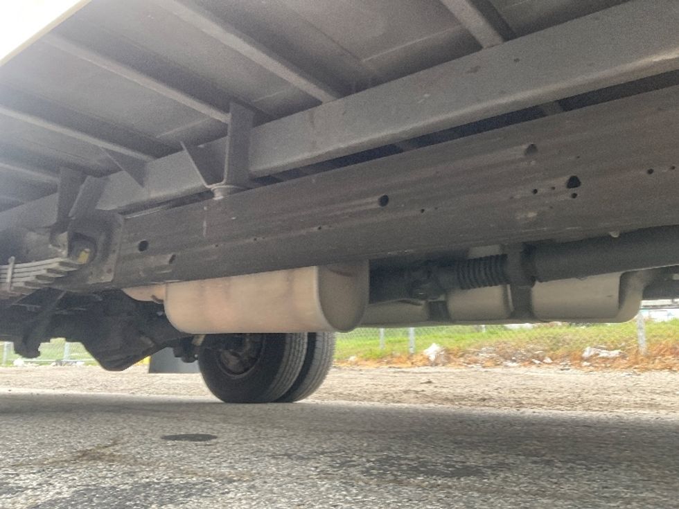 Light Duty Box Truck-Light and Medium Duty Trucks-GMC-2021-Savana G33903-Sacramento-CA-92,732\n\t\tmiles-$ 28,500 - Image 14