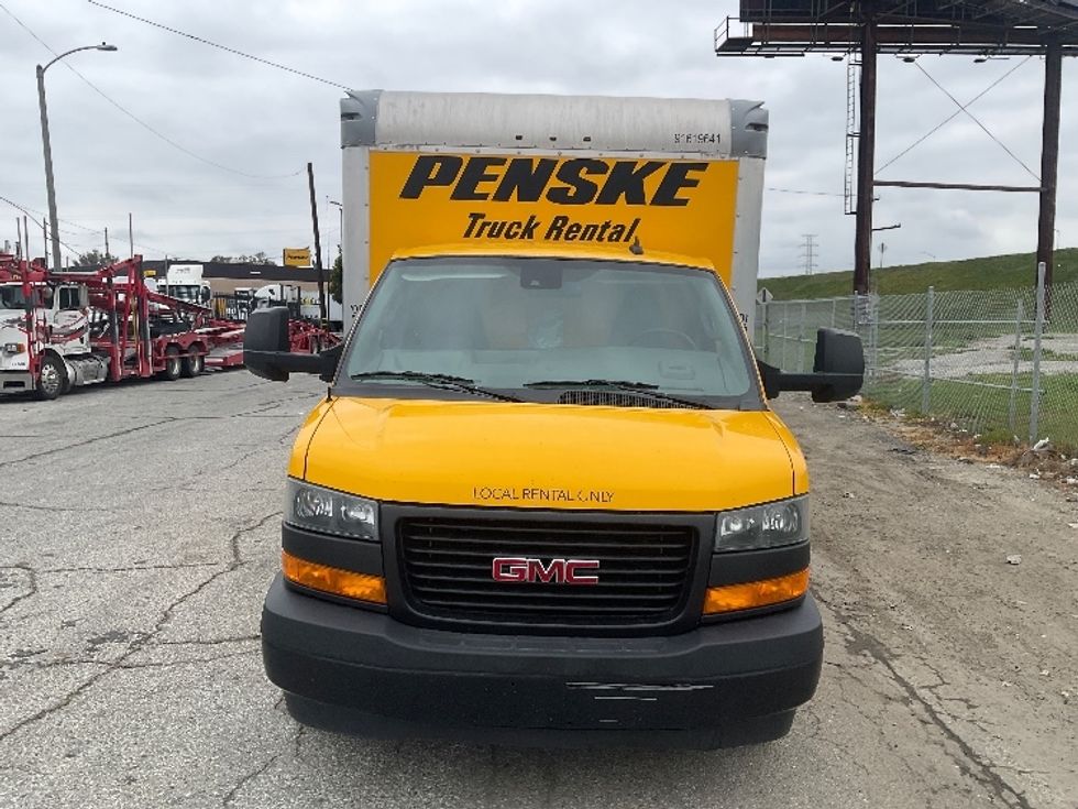 Light Duty Box Truck-Light and Medium Duty Trucks-GMC-2021-Savana G33903-Sacramento-CA-92,732\n\t\tmiles-$ 28,500 - Image 2