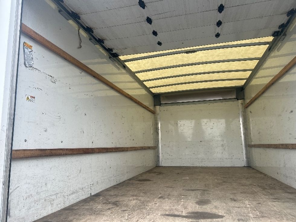 Light Duty Box Truck-Light and Medium Duty Trucks-GMC-2021-Savana G33903-Sacramento-CA-94,081\n\t\tmiles-$ 32,000 - Image 11