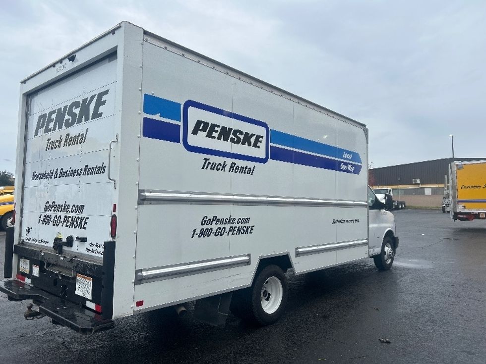 Light Duty Box Truck-Light and Medium Duty Trucks-GMC-2021-Savana G33903-Sacramento-CA-94,081\n\t\tmiles-$ 32,000 - Image 13