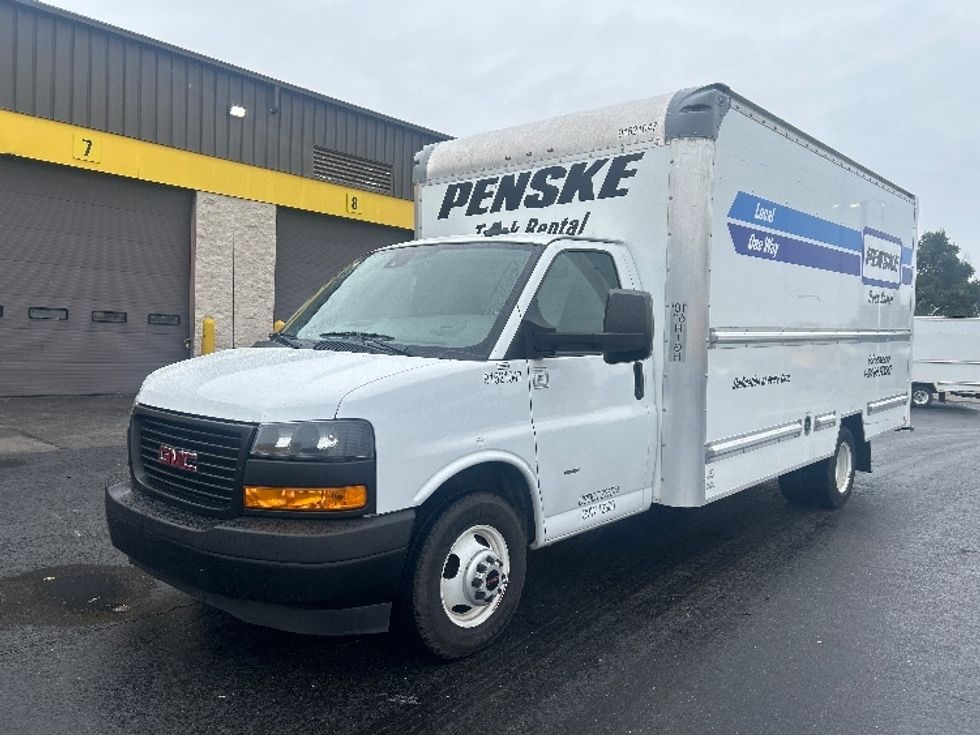 Light Duty Box Truck-Light and Medium Duty Trucks-GMC-2021-Savana G33903-Sacramento-CA-94,081\n\t\tmiles-$ 32,000 - Image 3