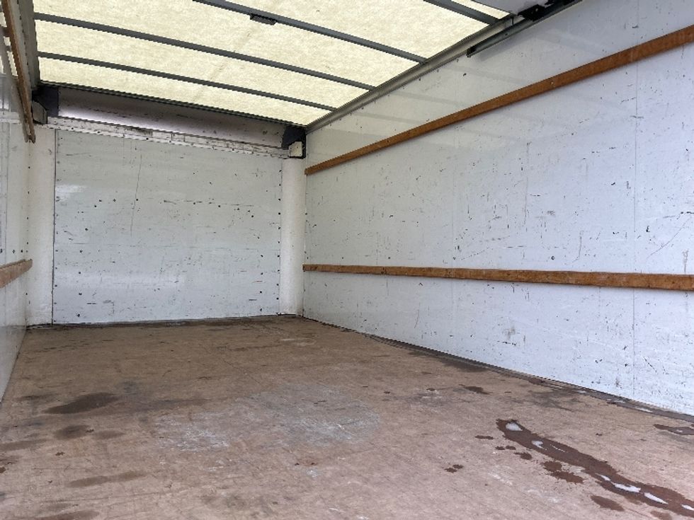 Light Duty Box Truck-Light and Medium Duty Trucks-GMC-2021-Savana G33903-Saginaw-MI-104,840\n\t\tmiles-$ 28,500 - Image 12