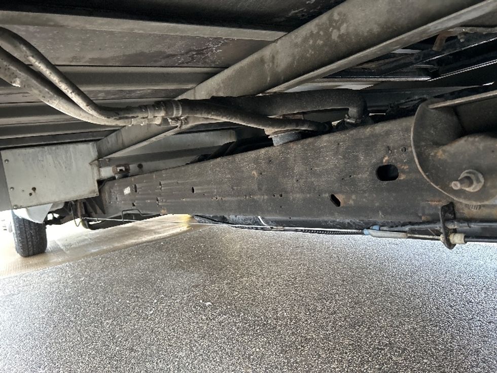 Light Duty Box Truck-Light and Medium Duty Trucks-GMC-2021-Savana G33903-Saginaw-MI-104,840\n\t\tmiles-$ 28,500 - Image 5