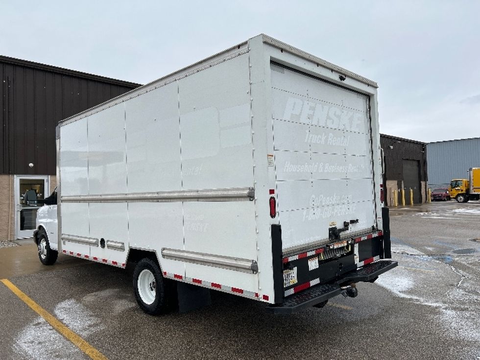 Light Duty Box Truck-Light and Medium Duty Trucks-GMC-2021-Savana G33903-Saginaw-MI-104,840\n\t\tmiles-$ 28,500 - Image 6