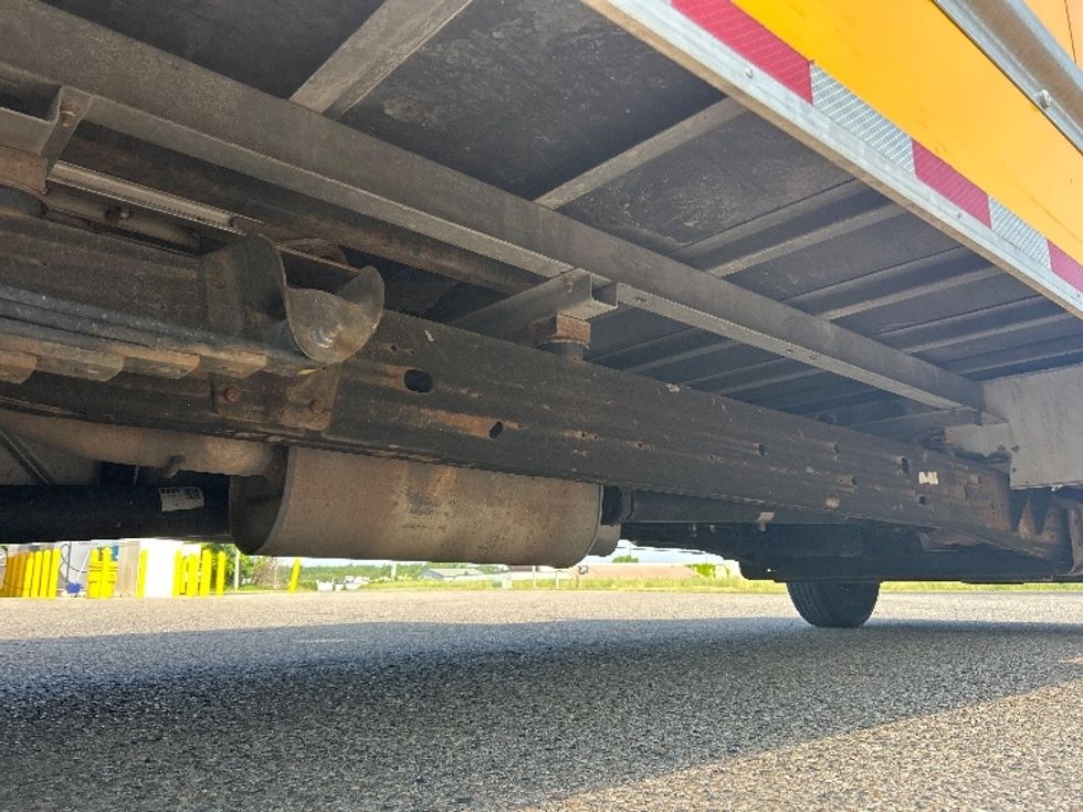 Light Duty Box Truck-Light and Medium Duty Trucks-GMC-2021-Savana G33903-Saginaw-MI-88,106\n\t\tmiles-$ 27,500 - Image 13