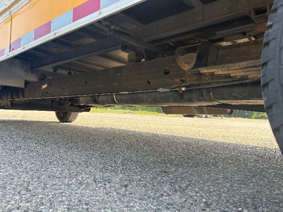 Light Duty Box Truck-Light and Medium Duty Trucks-GMC-2021-Savana G33903-Saginaw-MI-88,106\n\t\tmiles-$ 27,500 - Image 5