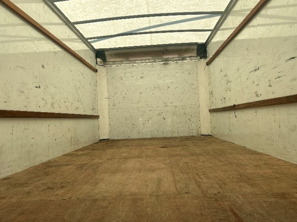 Light Duty Box Truck-Light and Medium Duty Trucks-GMC-2021-Savana G33903-Saint Petersburg-FL-116,985\n\t\tmiles-$ 28,750 - Image 8