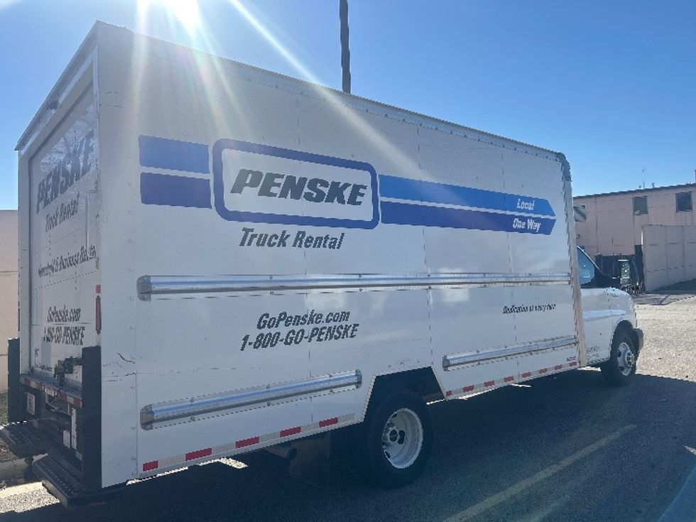 Light Duty Box Truck-Light and Medium Duty Trucks-GMC-2021-Savana G33903-Saint Petersburg-FL-116,985\n\t\tmiles-$ 28,750 - Image 13