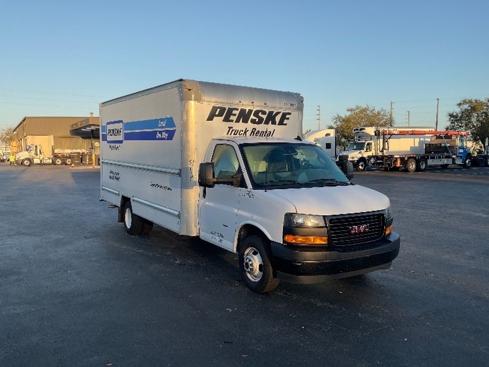 Light Duty Box Truck-Light and Medium Duty Trucks-GMC-2021-Savana G33903-Saint Petersburg-FL-81,147\n\t\tmiles-$ 33,000 - Image 1