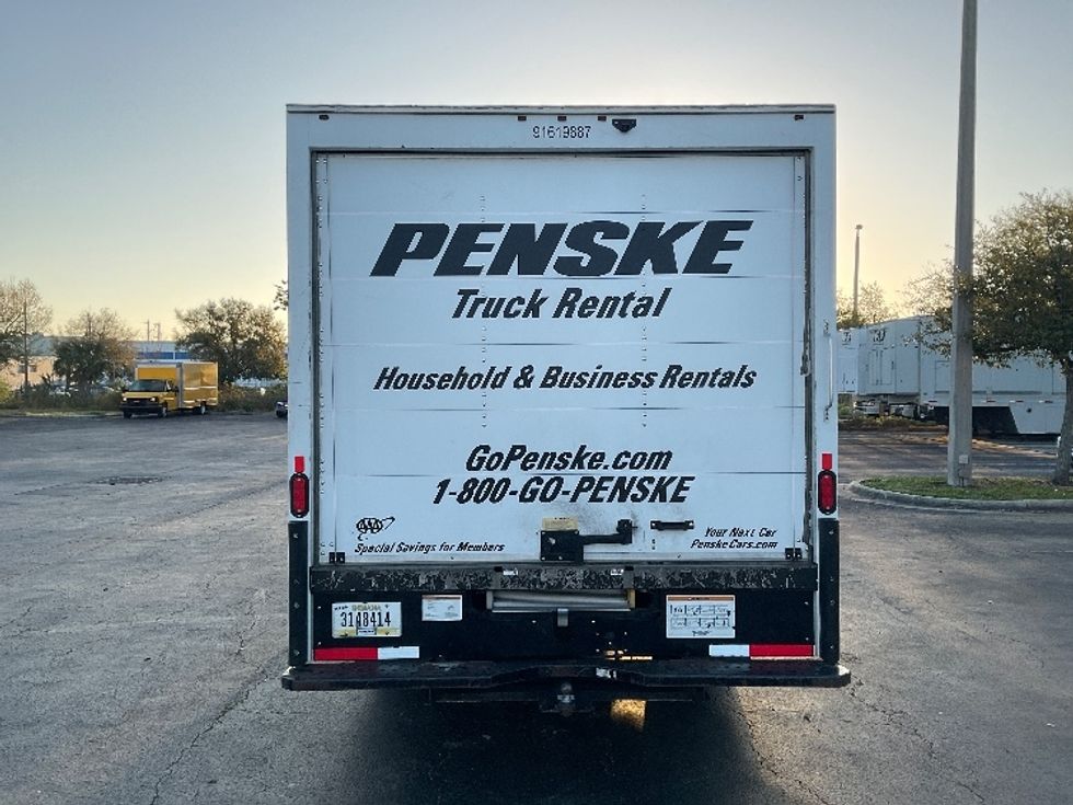 Light Duty Box Truck-Light and Medium Duty Trucks-GMC-2021-Savana G33903-Saint Petersburg-FL-81,147\n\t\tmiles-$ 33,000 - Image 7