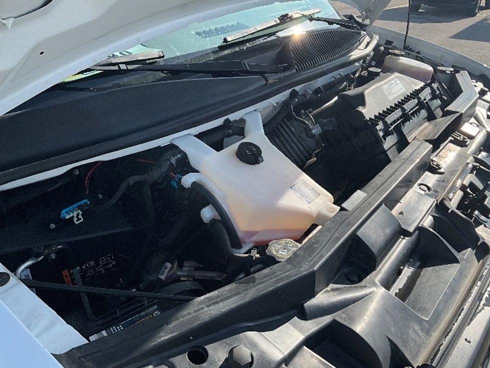 Light Duty Box Truck-Light and Medium Duty Trucks-GMC-2021-Savana G33903-Salt Lake City-UT-122,892\n\t\tmiles-$ 28,250 - Image 23