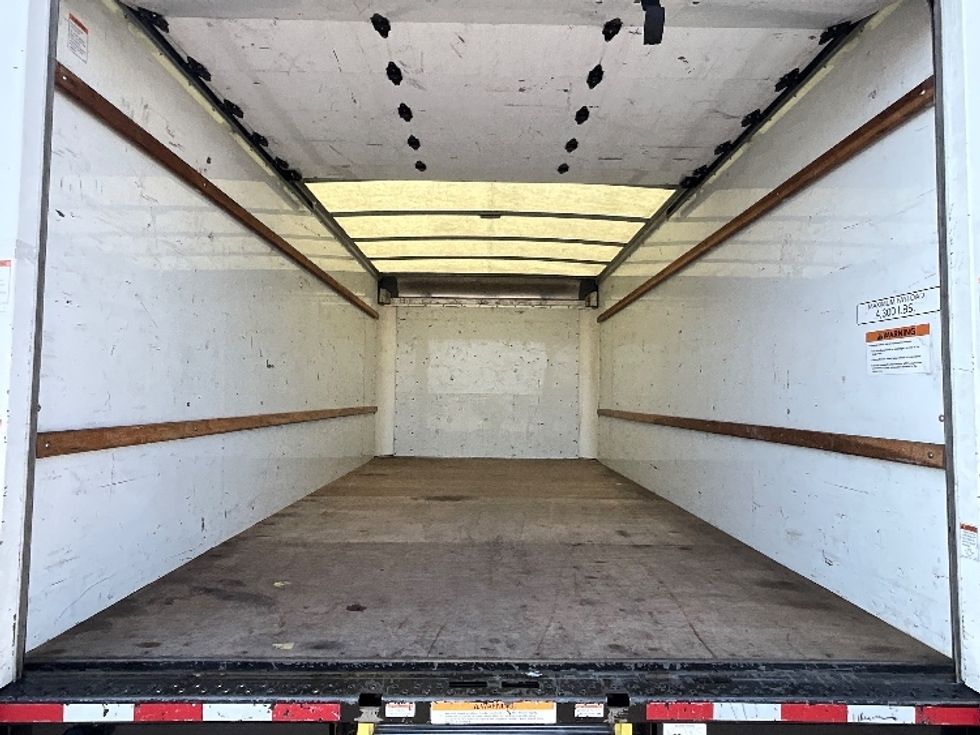 Light Duty Box Truck-Light and Medium Duty Trucks-GMC-2021-Savana G33903-Salt Lake City-UT-122,892\n\t\tmiles-$ 28,250 - Image 9