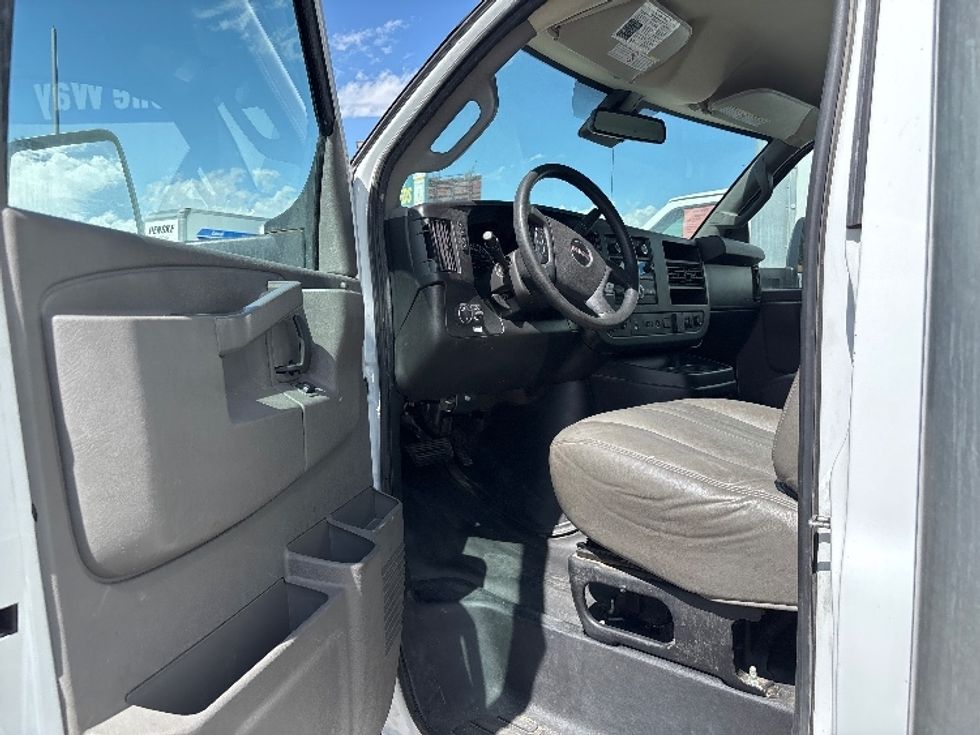 Light Duty Box Truck-Light and Medium Duty Trucks-GMC-2021-Savana G33903-Salt Lake City-UT-75,029\n\t\tmiles-$ 31,000 - Image 15