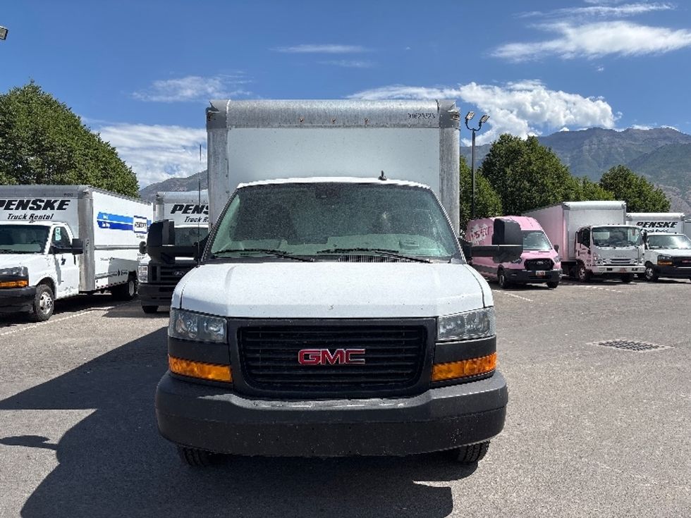 Light Duty Box Truck-Light and Medium Duty Trucks-GMC-2021-Savana G33903-Salt Lake City-UT-75,029\n\t\tmiles-$ 31,000 - Image 2