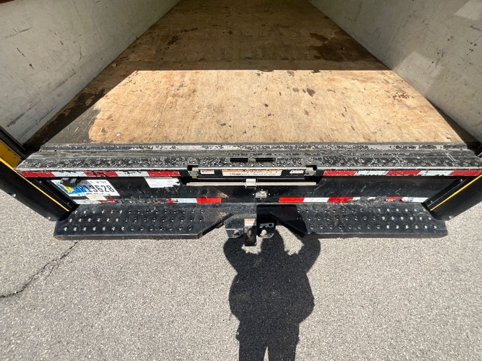 Light Duty Box Truck-Light and Medium Duty Trucks-GMC-2021-Savana G33903-Salt Lake City-UT-87,431\n\t\tmiles-$ 27,500 - Image 10