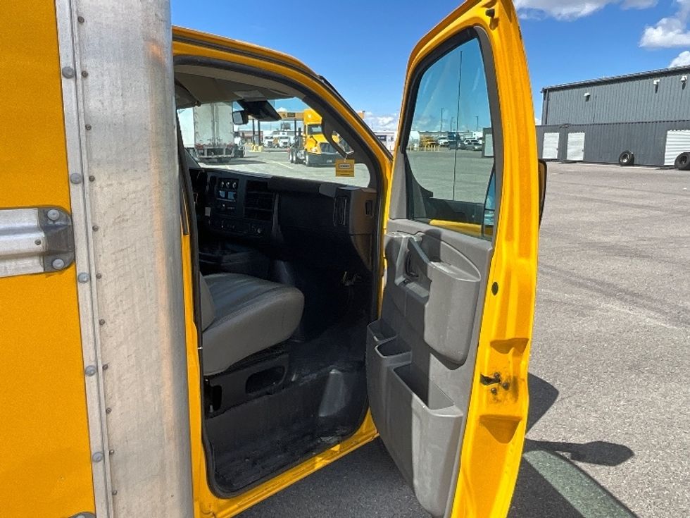 Light Duty Box Truck-Light and Medium Duty Trucks-GMC-2021-Savana G33903-Salt Lake City-UT-87,431\n\t\tmiles-$ 27,500 - Image 20