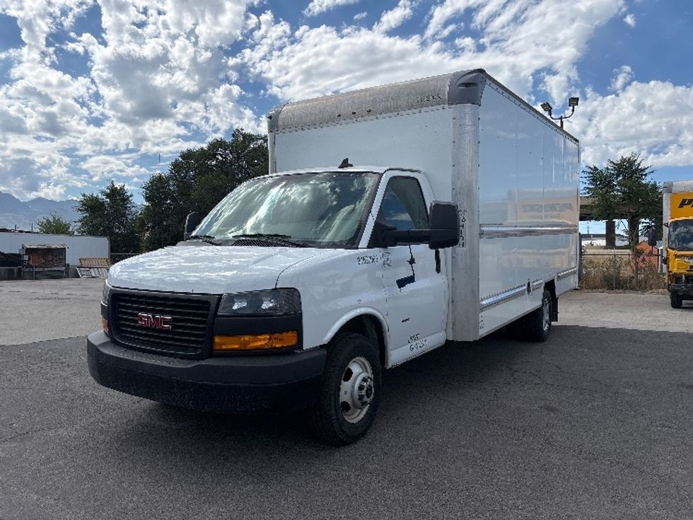 Light Duty Box Truck-Light and Medium Duty Trucks-GMC-2021-Savana G33903-Salt Lake City-UT-87,544\n\t\tmiles-$ 29,500 - Image 3