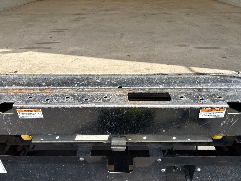 Light Duty Box Truck-Light and Medium Duty Trucks-GMC-2021-Savana G33903-Salt Lake City-UT-87,544\n\t\tmiles-$ 29,500 - Image 9