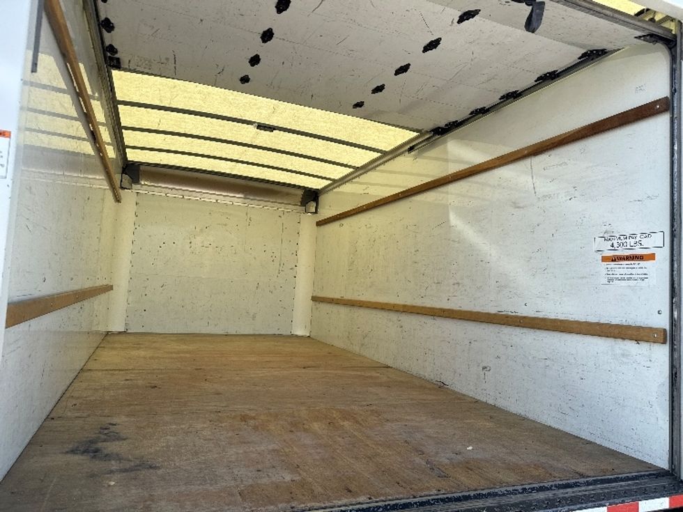 Light Duty Box Truck-Light and Medium Duty Trucks-GMC-2021-Savana G33903-Salt Lake City-UT-90,625\n\t\tmiles-$ 26,500 - Image 11