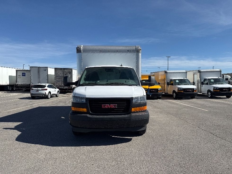 Light Duty Box Truck-Light and Medium Duty Trucks-GMC-2021-Savana G33903-Salt Lake City-UT-90,625\n\t\tmiles-$ 26,500 - Image 2