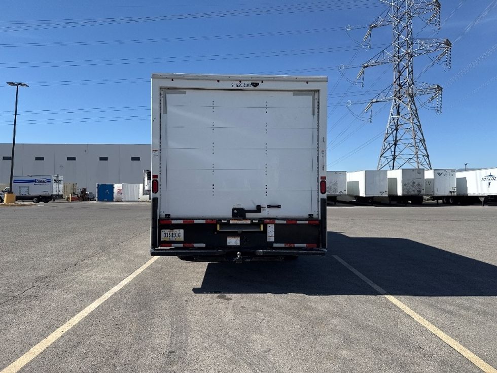 Light Duty Box Truck-Light and Medium Duty Trucks-GMC-2021-Savana G33903-Salt Lake City-UT-90,625\n\t\tmiles-$ 26,500 - Image 7
