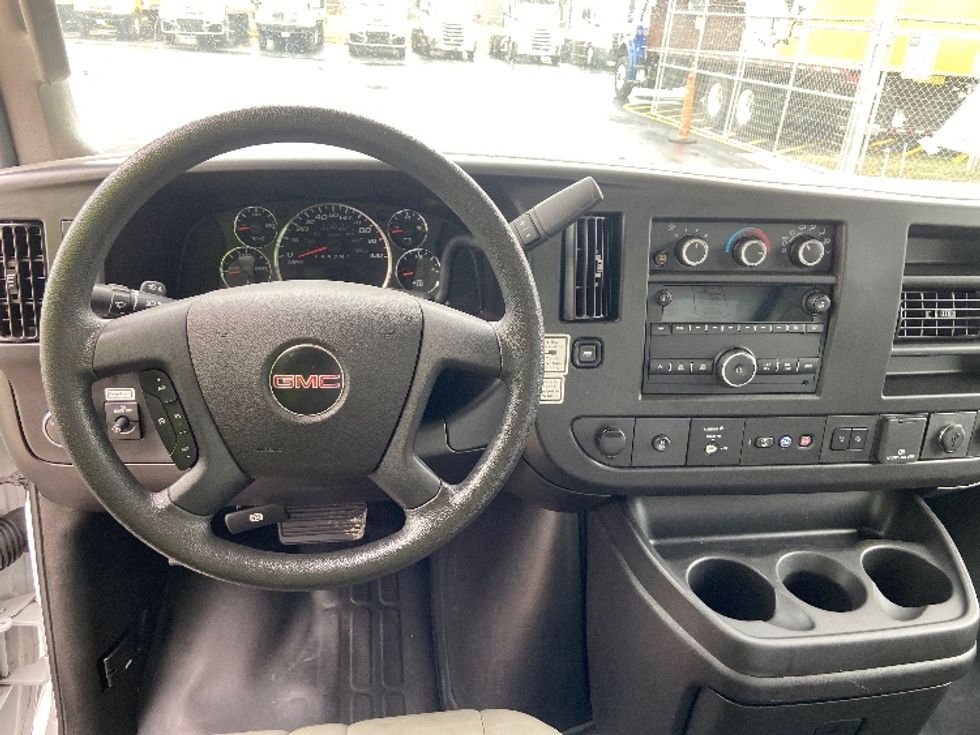 Light Duty Box Truck-Light and Medium Duty Trucks-GMC-2021-Savana G33903-San Antonio-TX-101,964\n\t\tmiles-$ 29,250 - Image 18