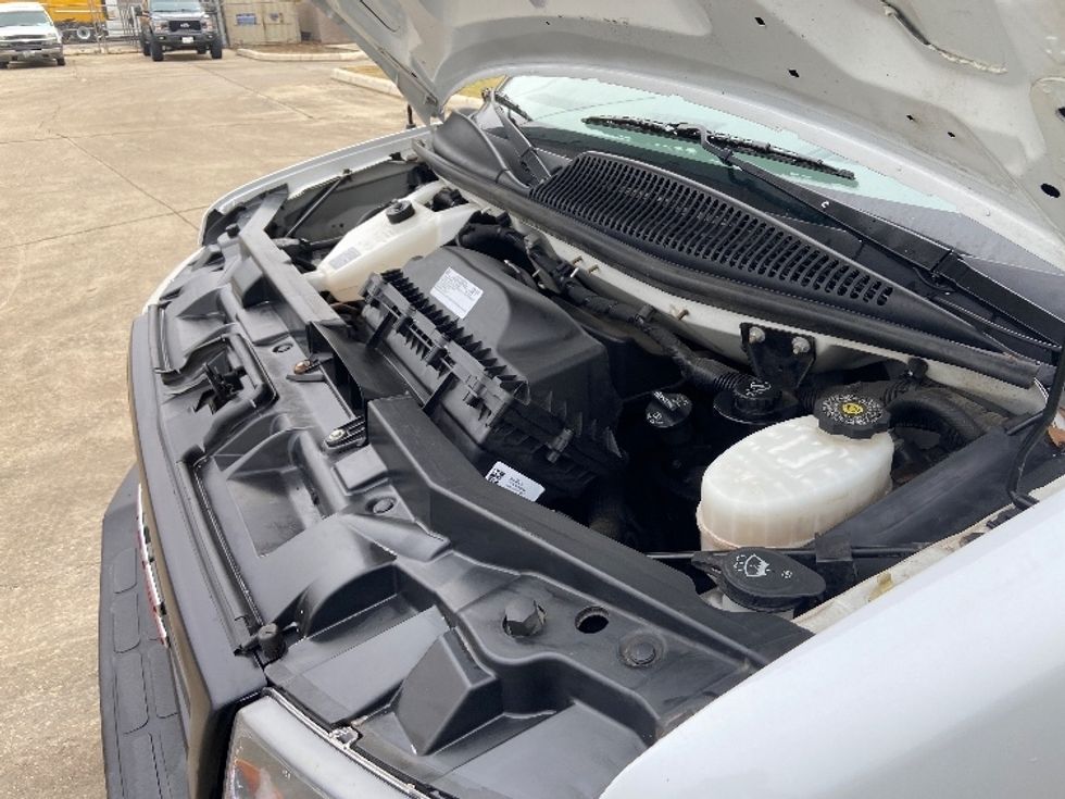 Light Duty Box Truck-Light and Medium Duty Trucks-GMC-2021-Savana G33903-San Antonio-TX-101,964\n\t\tmiles-$ 29,250 - Image 24