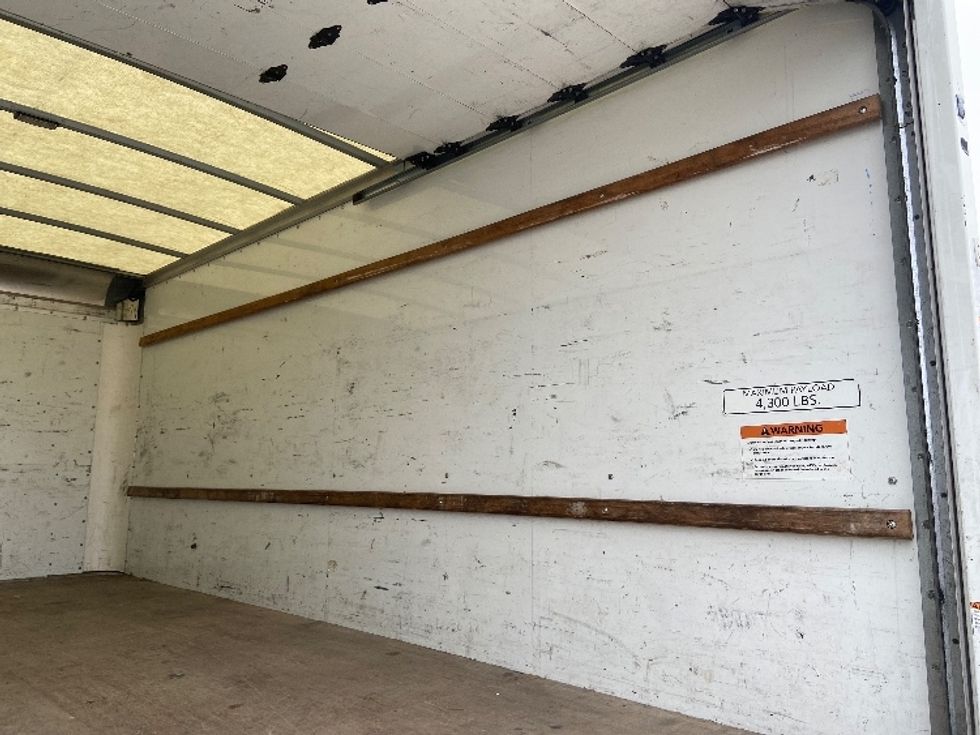 Light Duty Box Truck-Light and Medium Duty Trucks-GMC-2021-Savana G33903-San Antonio-TX-102,860\n\t\tmiles-$ 29,000 - Image 11