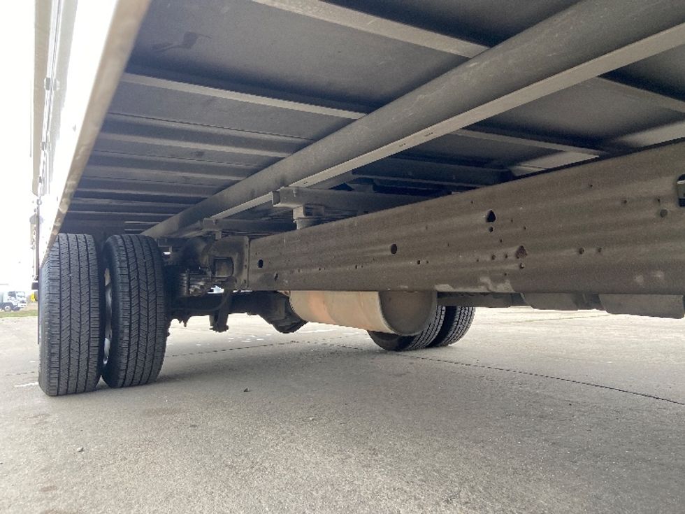 Light Duty Box Truck-Light and Medium Duty Trucks-GMC-2021-Savana G33903-San Antonio-TX-102,860\n\t\tmiles-$ 29,000 - Image 13