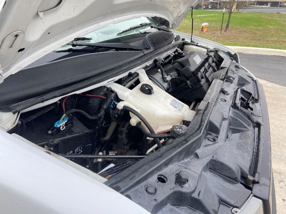 Light Duty Box Truck-Light and Medium Duty Trucks-GMC-2021-Savana G33903-San Antonio-TX-102,860\n\t\tmiles-$ 29,000 - Image 22