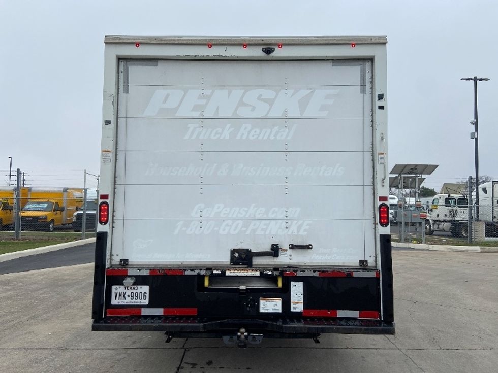 Light Duty Box Truck-Light and Medium Duty Trucks-GMC-2021-Savana G33903-San Antonio-TX-102,860\n\t\tmiles-$ 29,000 - Image 7