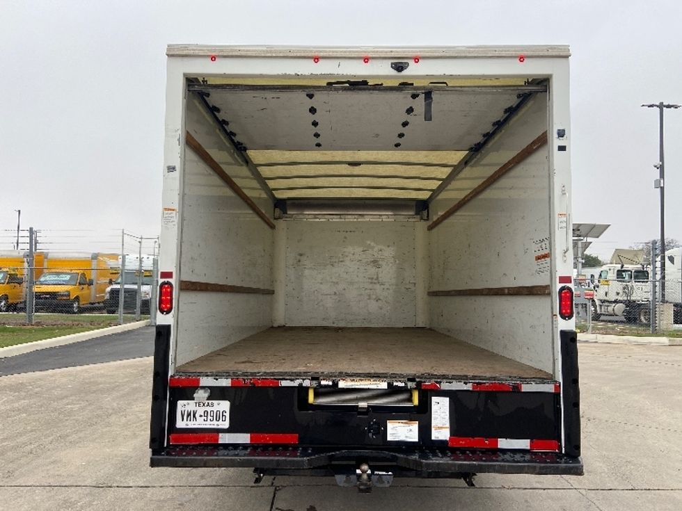 Light Duty Box Truck-Light and Medium Duty Trucks-GMC-2021-Savana G33903-San Antonio-TX-102,860\n\t\tmiles-$ 29,000 - Image 8