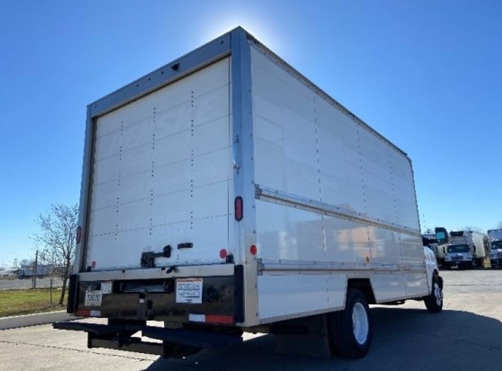 Light Duty Box Truck-Light and Medium Duty Trucks-GMC-2021-Savana G33903-San Antonio-TX-102,930\n\t\tmiles-$ 29,000 - Image 13