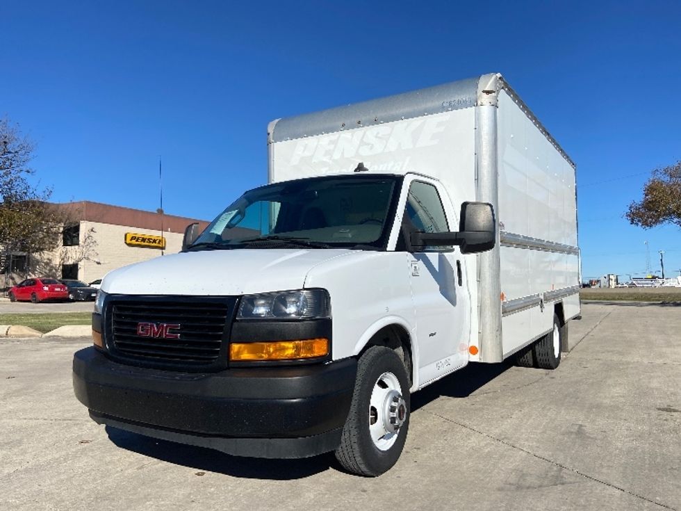 Light Duty Box Truck-Light and Medium Duty Trucks-GMC-2021-Savana G33903-San Antonio-TX-102,930\n\t\tmiles-$ 29,000 - Image 3