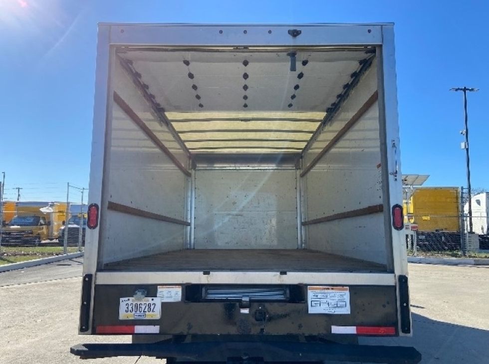 Light Duty Box Truck-Light and Medium Duty Trucks-GMC-2021-Savana G33903-San Antonio-TX-102,930\n\t\tmiles-$ 29,000 - Image 8