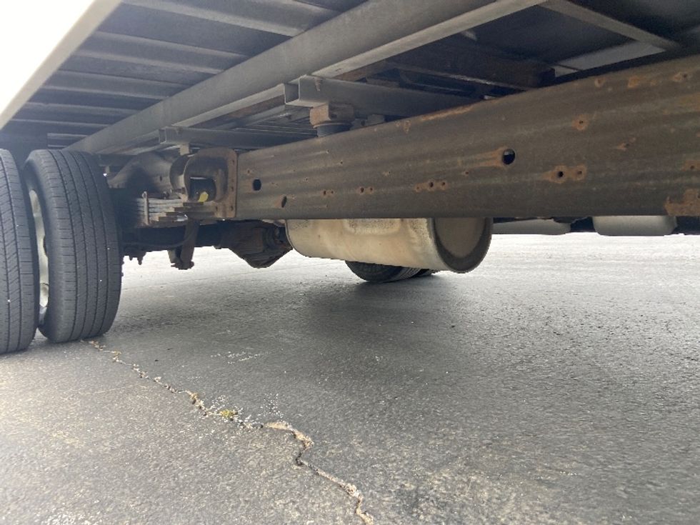 Light Duty Box Truck-Light and Medium Duty Trucks-GMC-2021-Savana G33903-San Antonio-TX-104,667\n\t\tmiles-$ 26,500 - Image 12