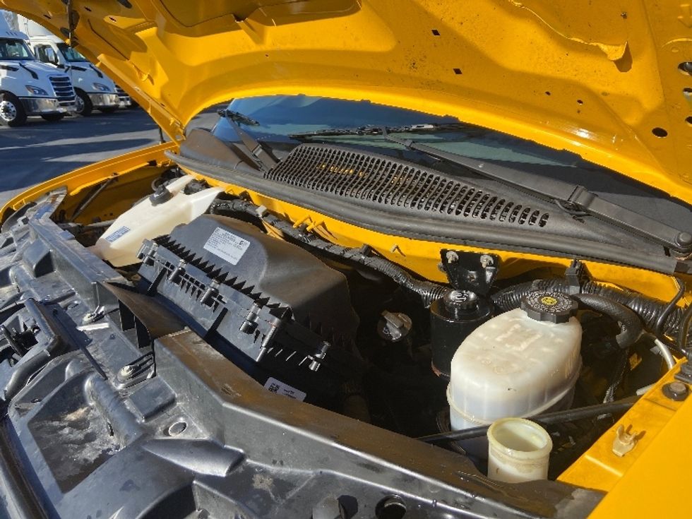 Light Duty Box Truck-Light and Medium Duty Trucks-GMC-2021-Savana G33903-San Antonio-TX-104,797\n\t\tmiles-$ 25,750 - Image 23