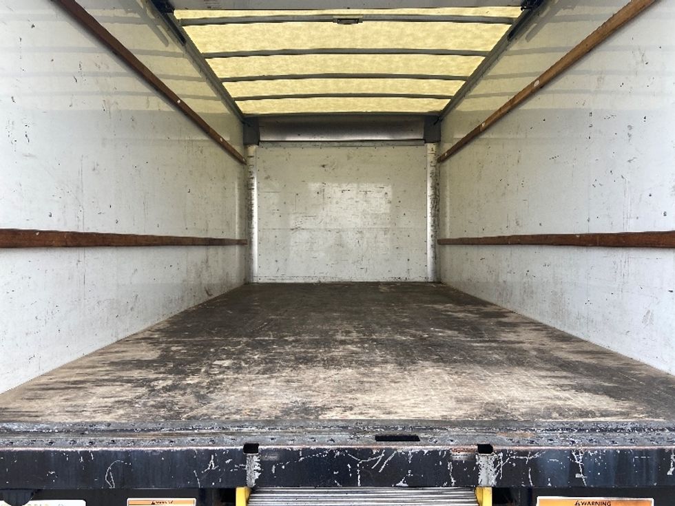 Light Duty Box Truck-Light and Medium Duty Trucks-GMC-2021-Savana G33903-San Antonio-TX-105,608\n\t\tmiles-$ 28,750 - Image 10