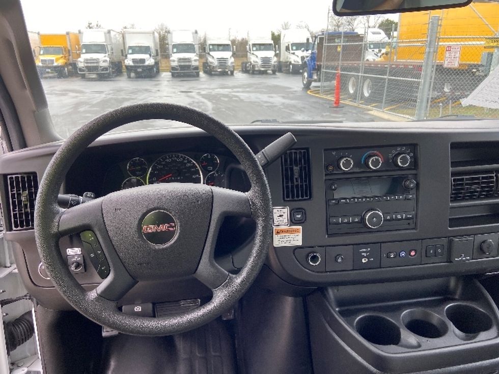 Light Duty Box Truck-Light and Medium Duty Trucks-GMC-2021-Savana G33903-San Antonio-TX-105,608\n\t\tmiles-$ 28,750 - Image 18