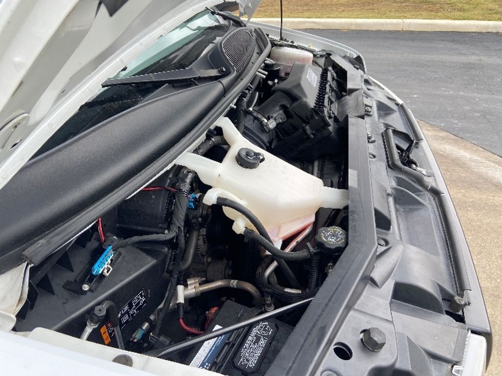 Light Duty Box Truck-Light and Medium Duty Trucks-GMC-2021-Savana G33903-San Antonio-TX-105,608\n\t\tmiles-$ 28,750 - Image 23