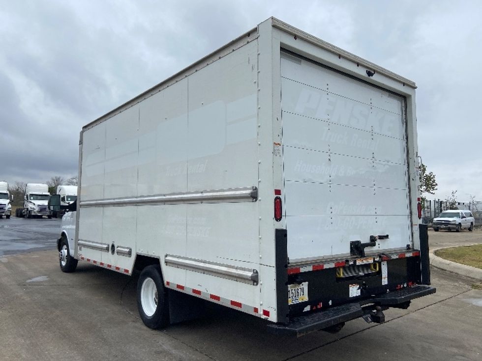 Light Duty Box Truck-Light and Medium Duty Trucks-GMC-2021-Savana G33903-San Antonio-TX-106,842\n\t\tmiles-$ 28,500 - Image 6