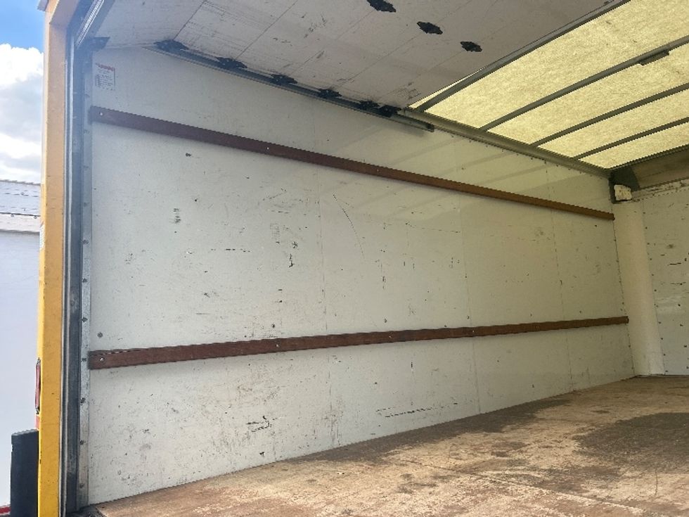Light Duty Box Truck-Light and Medium Duty Trucks-GMC-2021-Savana G33903-San Antonio-TX-110,635\n\t\tmiles-$ 23,500 - Image 11
