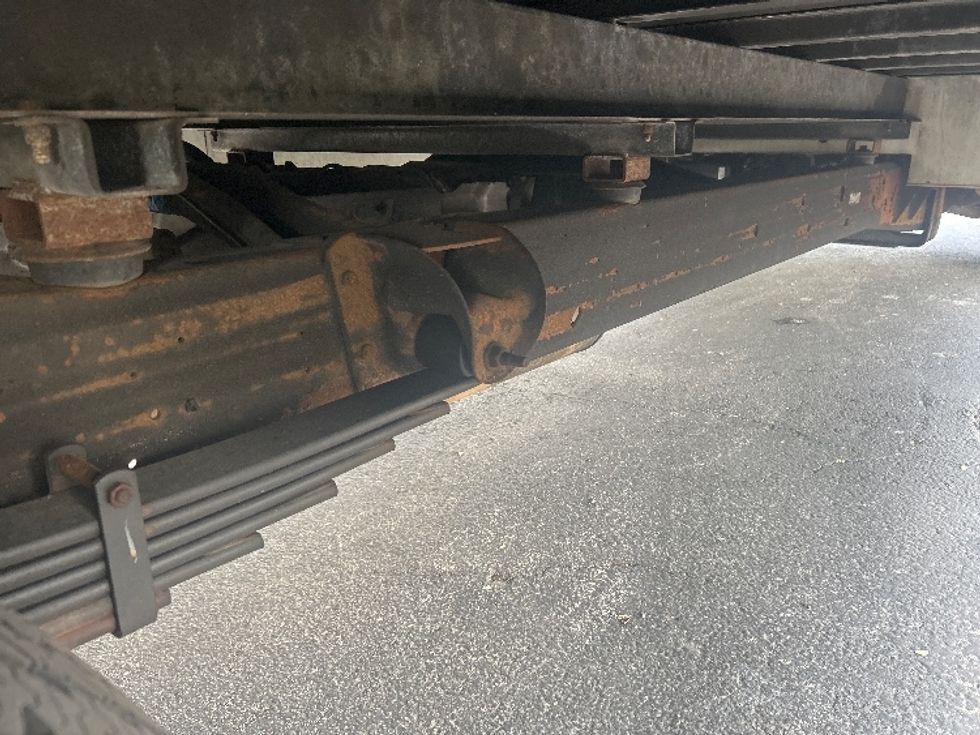 Light Duty Box Truck-Light and Medium Duty Trucks-GMC-2021-Savana G33903-San Antonio-TX-110,635\n\t\tmiles-$ 23,500 - Image 14